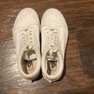 White vans with ties